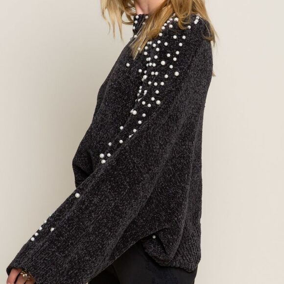 POL USA Oversized Pearl Embellished Sleeves Sweater Extra Baggy Sz Small - Picture 4 of 7